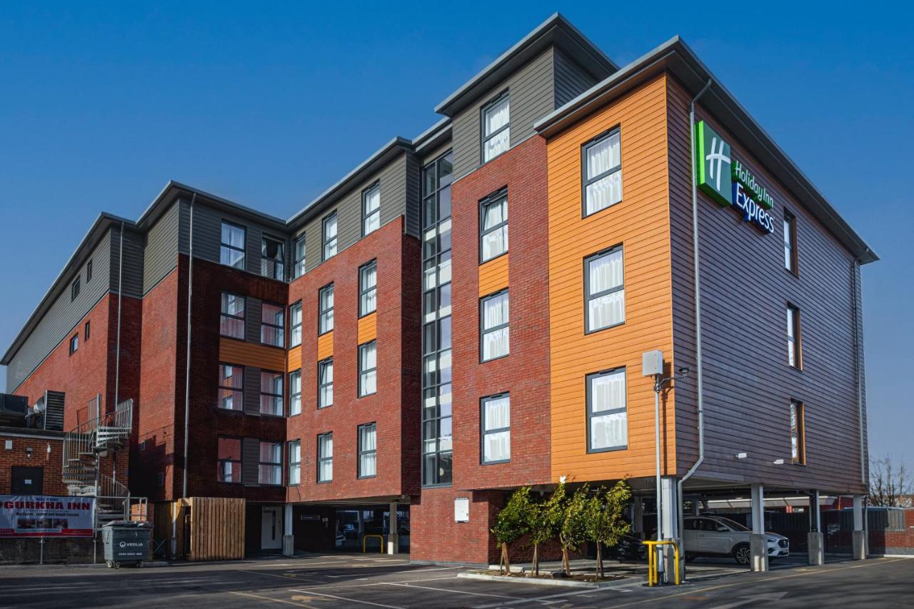 Holiday Inn Express - Fleet By Ihg المظهر الخارجي الصورة