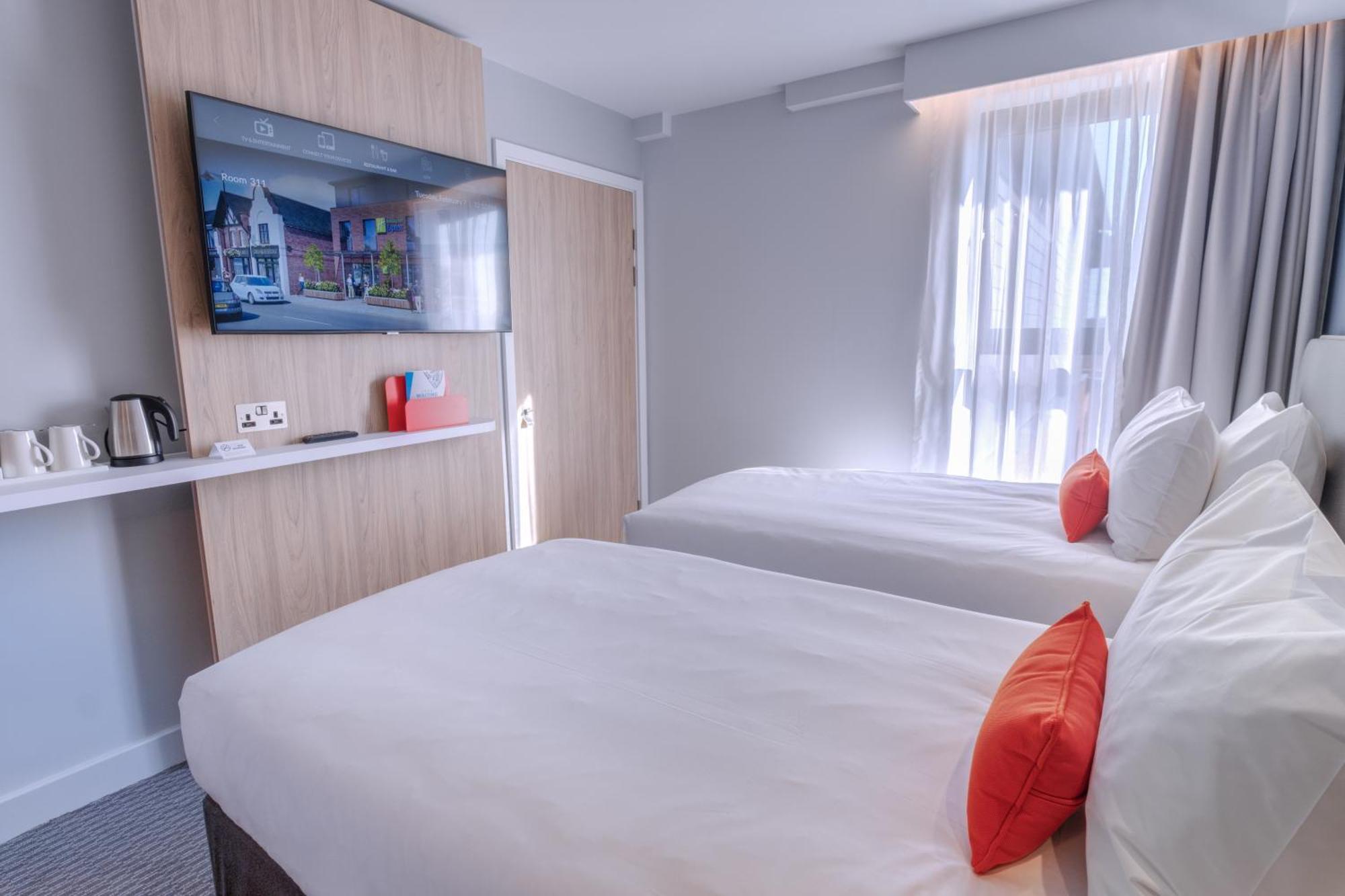 Holiday Inn Express - Fleet By Ihg المظهر الخارجي الصورة